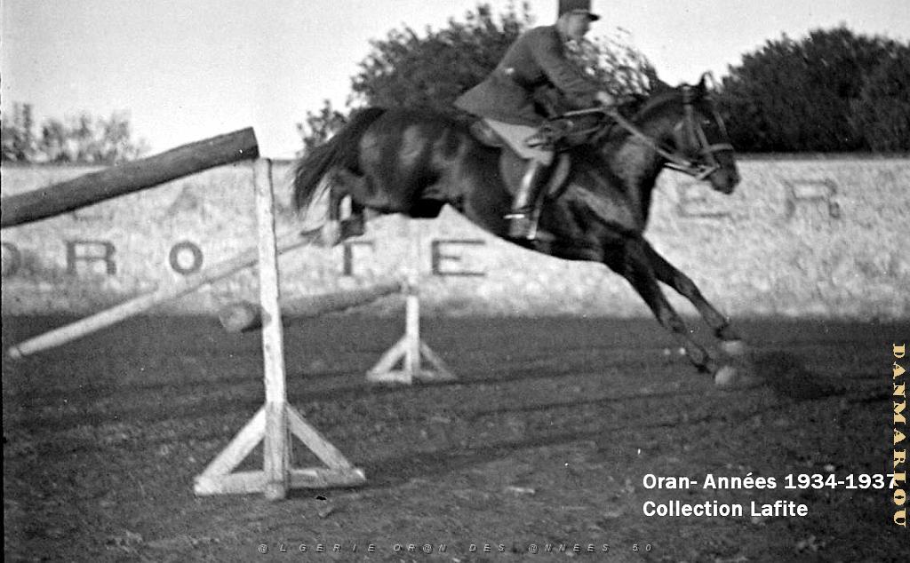 ORAN 1934 1937 QUARTIER DU 6 EME HUSSARD A ECKMUHL   (3).jpg